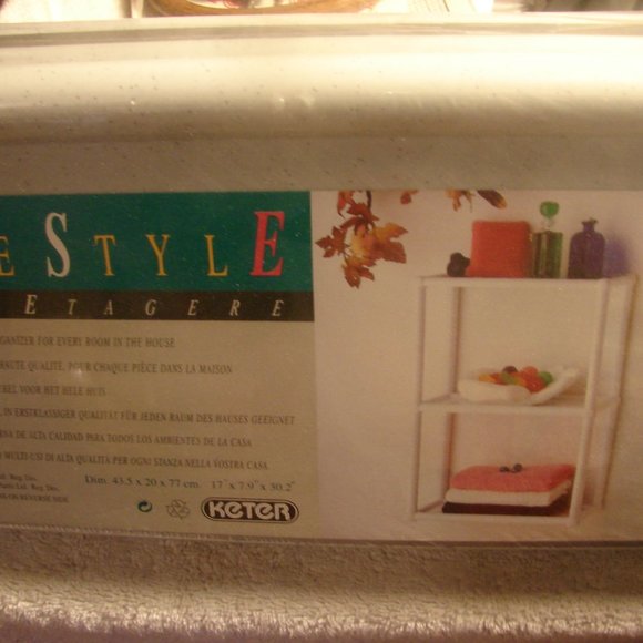 "F-14" Plastic Shelfs - Picture 2 of 7